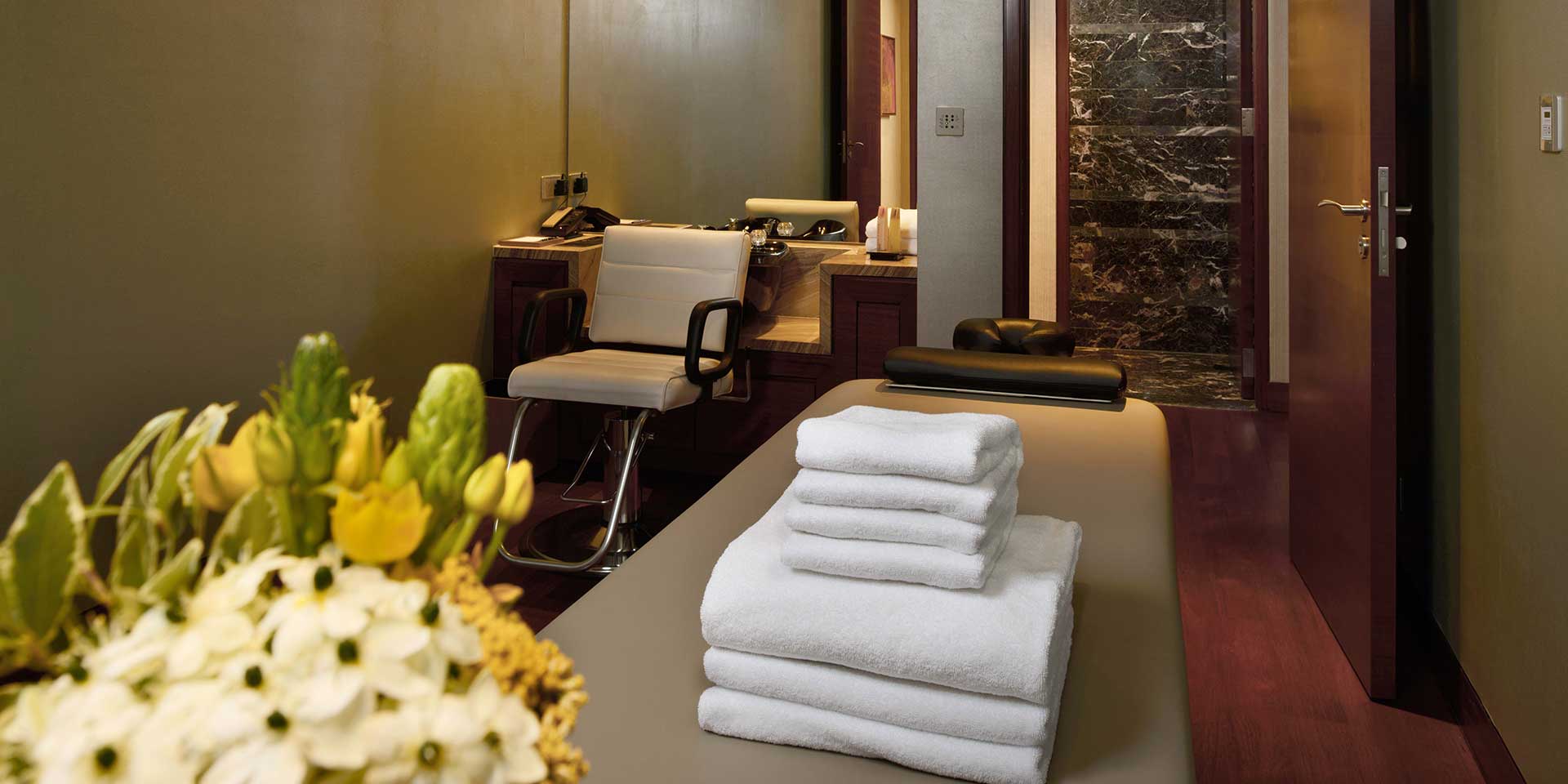 Straits Suite with Spa & Fitness Room, at Marina Bay Sands